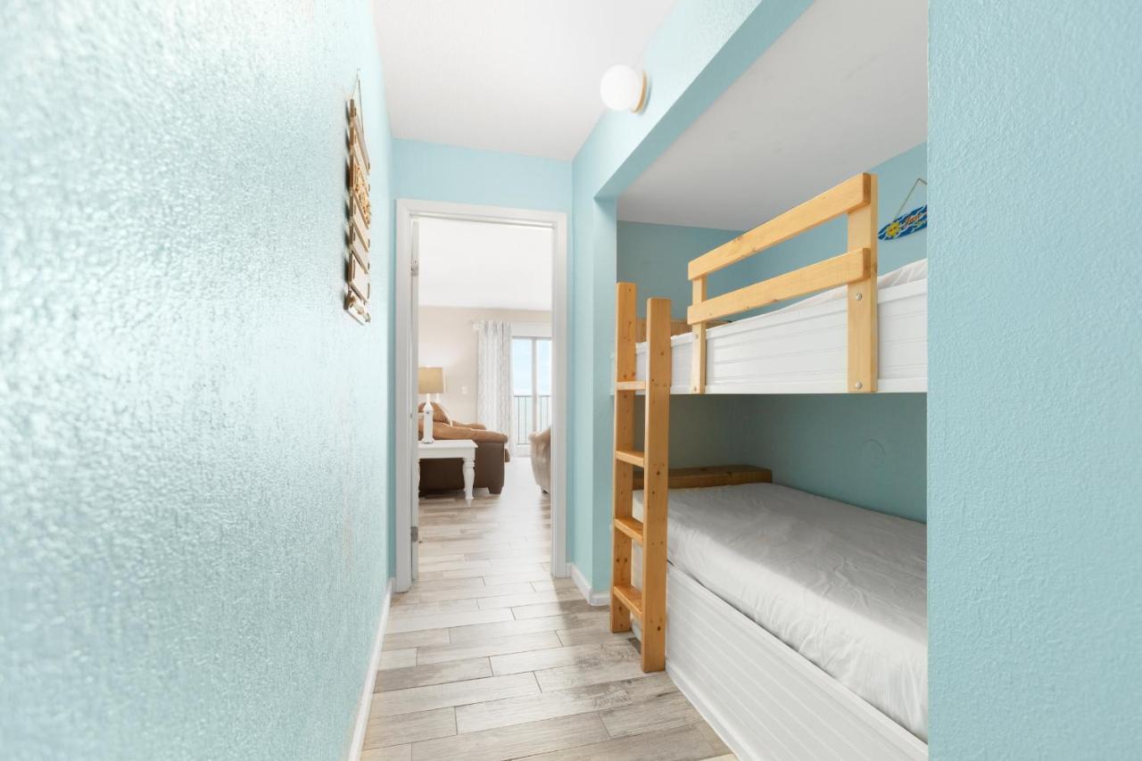 Apartment Summit 1428